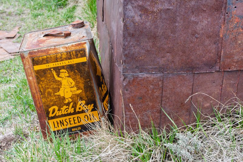 Dutch Boy Linseed Oil can.